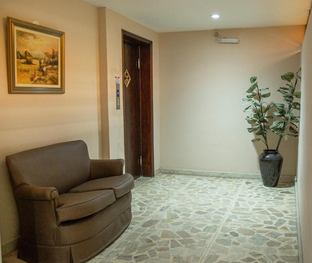 Apartamento Opcao Em Copacabana - Moderno E Reformado *