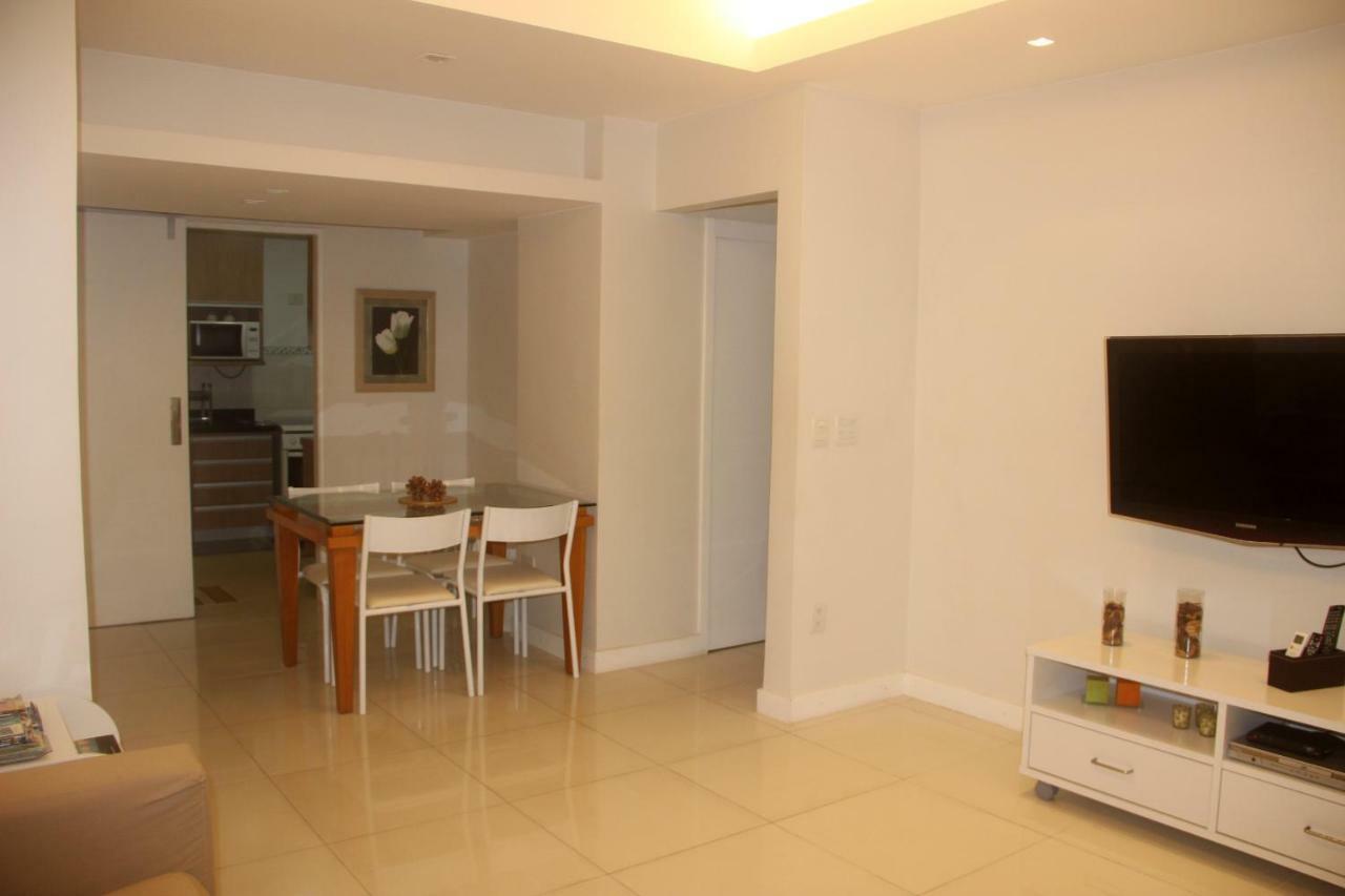 Apartamento Opcao Em Copacabana - Moderno E Reformado *